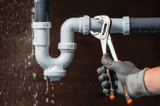 Professional Leak Detection technician working in Acushnet, MA
